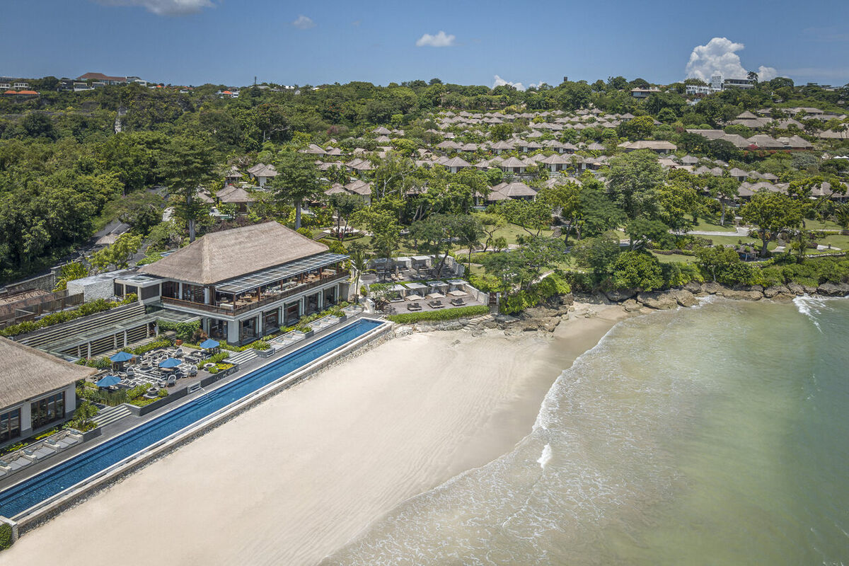 Four Seasons Resort Bali at Jimbaran Bay: A Villa Village Above the Bay