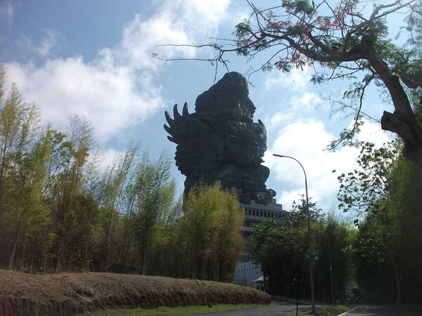 Garuda Wisnu Kencana (GWK), Ungasan: Giant Statue & Kecak Dance