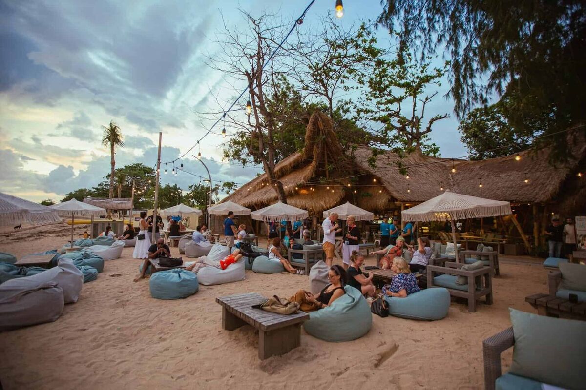 Genius Cafe Sanur: A Beachfront Cafe for Smoothie Bowls, Coffee, and Relaxed Work