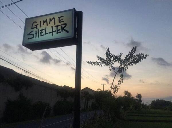 Gimme Shelter Munggu: Bar Rock dan Live Band Dekat Canggu