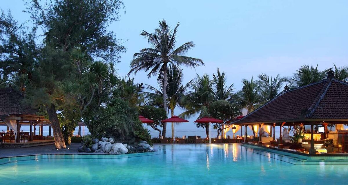 Griya Santrian Sanur: A Balinese Family's Beachfront Resort, With Bikes to the Beach Path