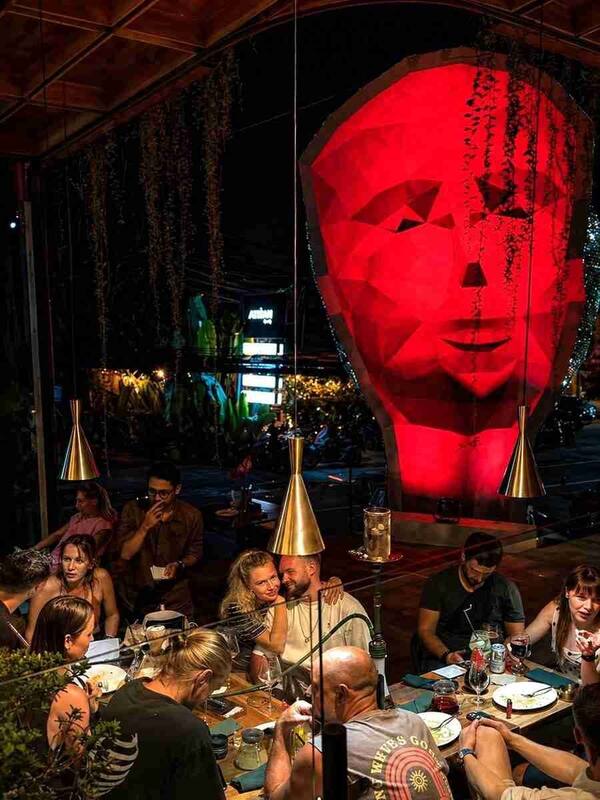 Hedonist Uluwatu: Koktail Bertema Lukisan, Shisha, Buka Sampai 02.00