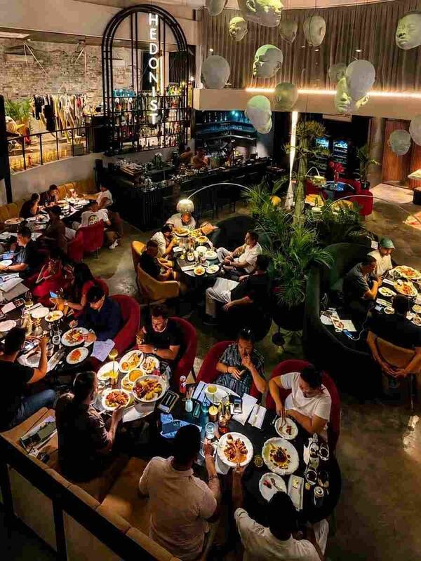Hedonist Uluwatu: Koktail Bertema Lukisan, Shisha, Buka Sampai 02.00