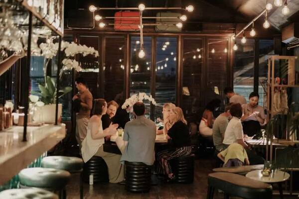 Honey & Smoke Ubud: Hours, Cocktail Prices and Jazz Nights