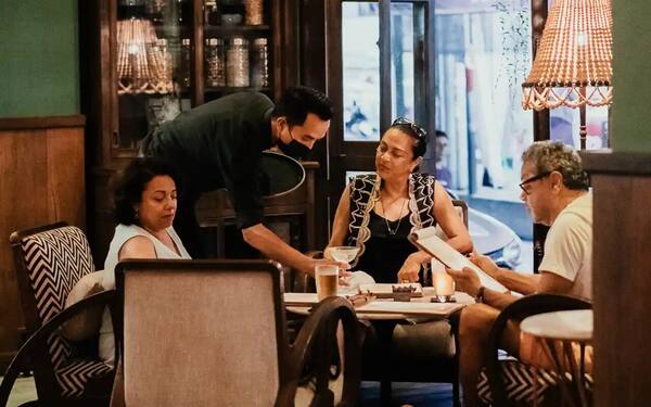 Hujan Locale Ubud: Masakan Indonesia Modern di Jantung Ubud