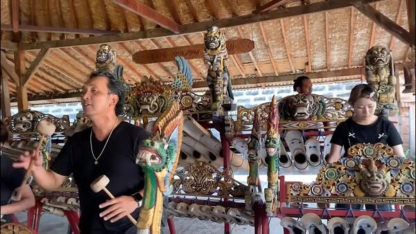 Jegog Suar Agung, Sangkaragung — Gamelan Bambu Raksasa yang Menggetarkan Dada di Jembrana