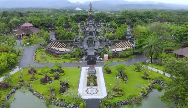 Kebun Raya Jagatnatha atau Kebun Raya Bedugul: Pilih Mana?
