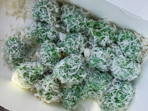 Klepon Gianyar Sejak 1980: Harga, Jam Buka, dan Cara Pesan