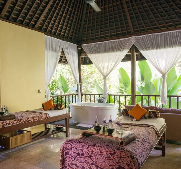 Komaneka at Bisma Ubud: Suite dan Vila Kolam Pribadi di Tebing Lembah Campuhan