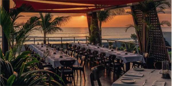 Ku De Ta Seminyak: The Iconic Beachfront Dining and Sunset Spot