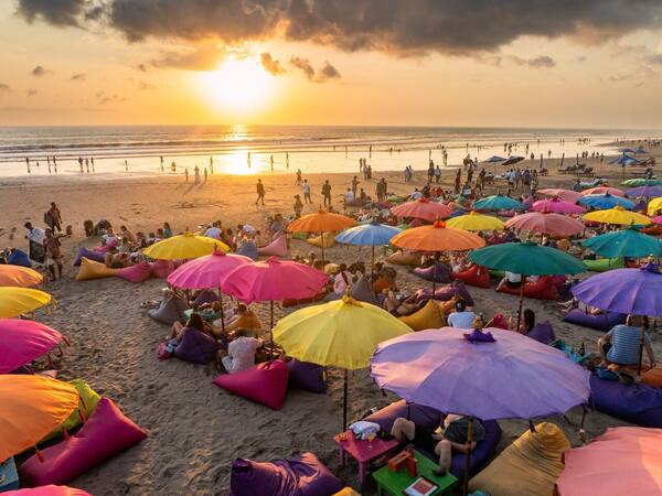 La Plancha Seminyak: Bean Bag, Minimum Spend, dan Harga Minuman