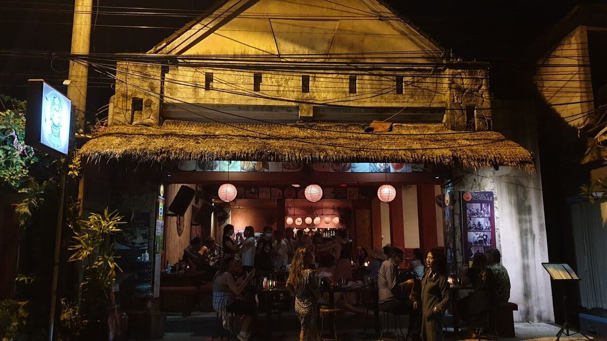 Laughing Buddha Bar Ubud: Live Music Times, Prices, Booking