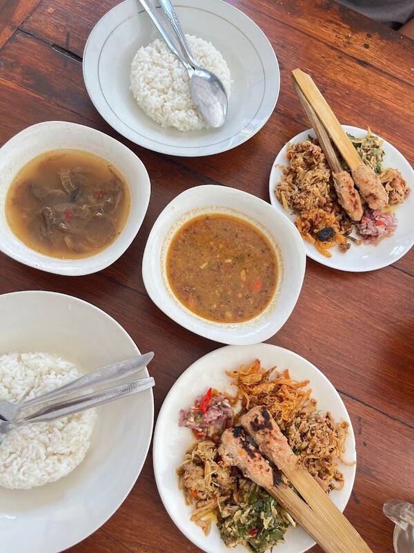 Lawar Kuwir Pan Sinar Denpasar: Jam Datang, Parkir, dan Harga