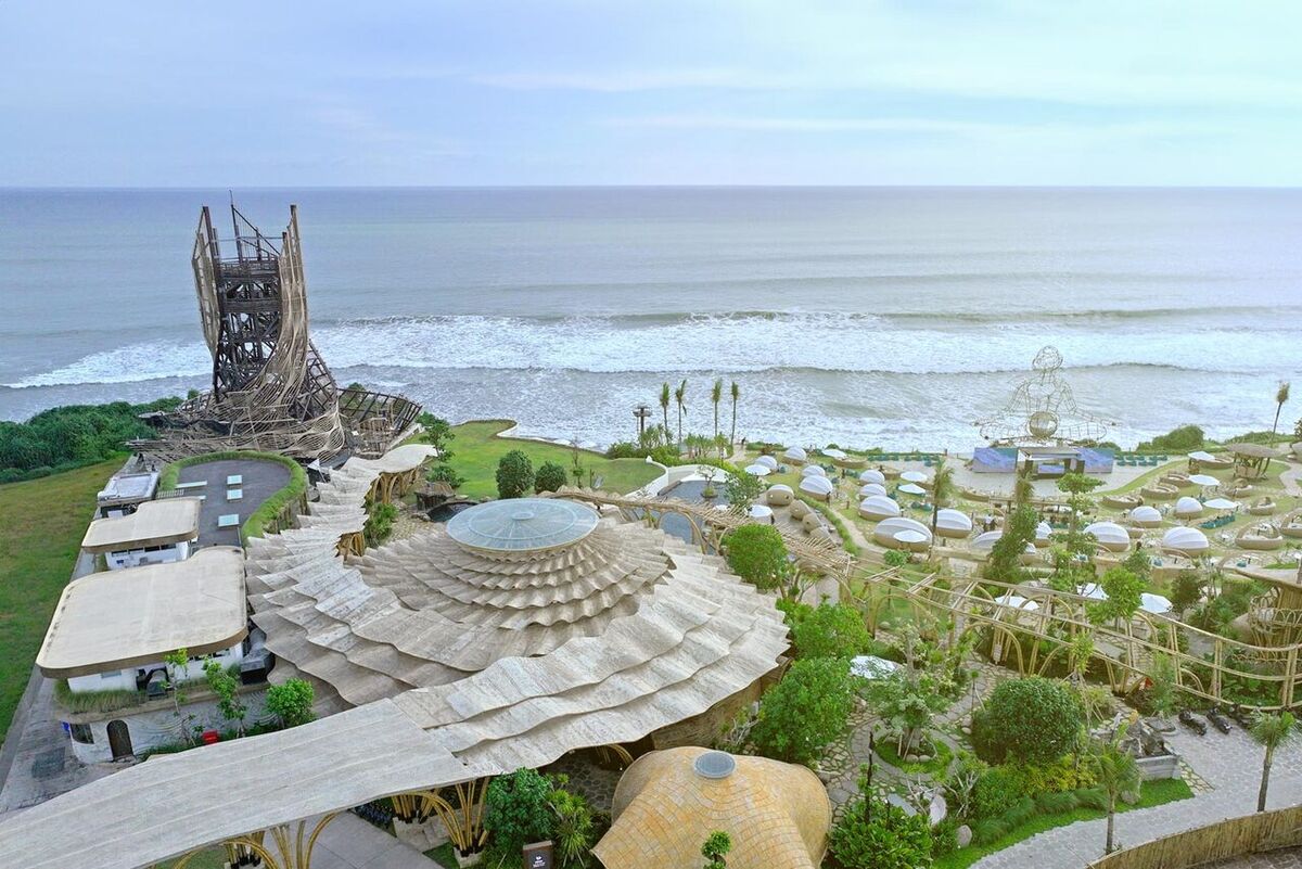 LUNA Beach Club at Nuanu, Tabanan: The Spiral Bamboo Beach Club Above Nyanyi Beach, Near Canggu