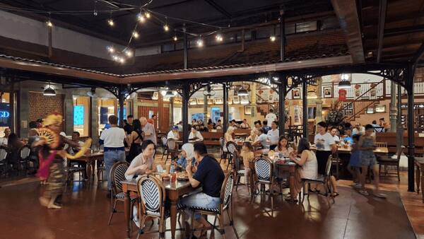 Made's Warung Seminyak: Bali's Legendary Culinary Icon Since 1969