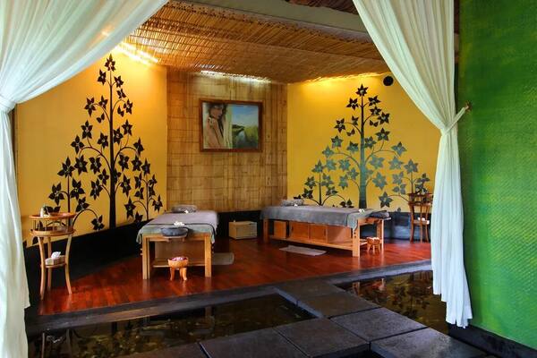 Mango Tree Spa Kedewatan: Pijat di Paviliun Bambu Tepi Lembah Ayung, Ubud