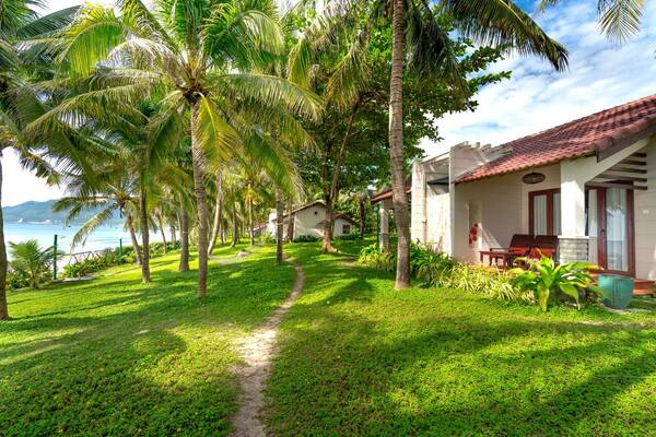 Menginap di Nusa Penida & Nusa Lembongan 2026: Pilih Kawasan, Fast Boat, Sewa Motor & Cara Hemat Voucher Hotel