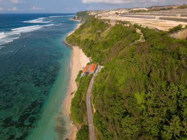 Menikah di Bali 2026: Pilihan Venue, Kisaran Biaya, Syarat Legalitas & Cara Hemat Akomodasi Tamu