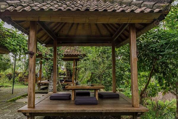 Moksa Ubud: Restoran Plant-based dengan Kebun Permakultur Sendiri di Sayan