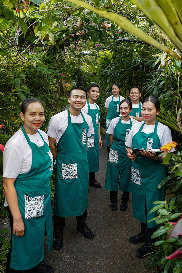 Mozaic Restaurant Ubud: Fine Dining Ikonik di Tengah Taman Tropis