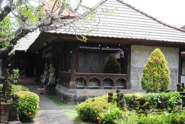 Museum Le Mayeur, Sanur
