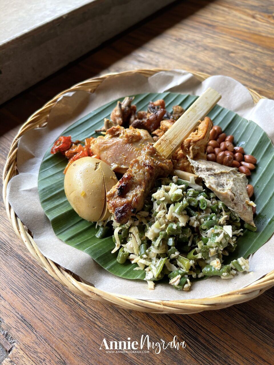 Nasi Ayam Kedewatan Ibu Mangku Ubud: A Legendary Balinese Breakfast