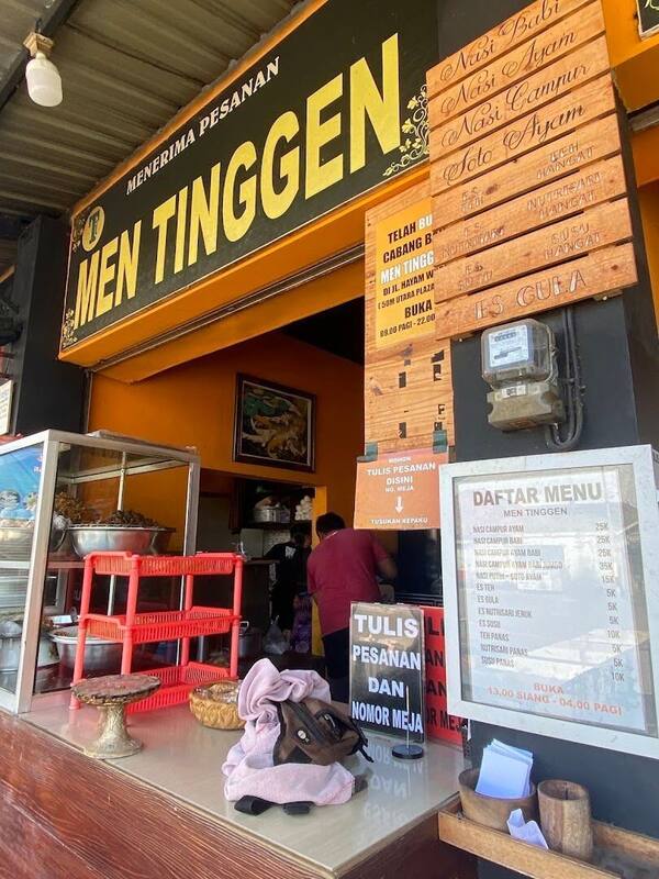 Nasi Lawar Men Tingen, Sanur: Late-Night Warung Since the 1970s