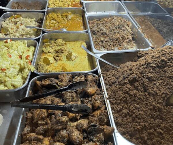 Nasi Pedas Ibu Andika, Kuta