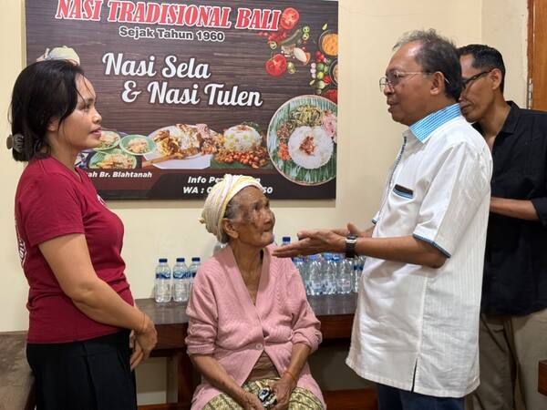 Nasi Pindang Dadong Rintin Sakah: Harga, Menu, Kapan Datang