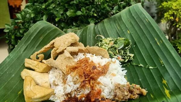 Nasi Tahu Ni Sarti Sukawati: Sarapan Rp15 Ribu Sejak 1963
