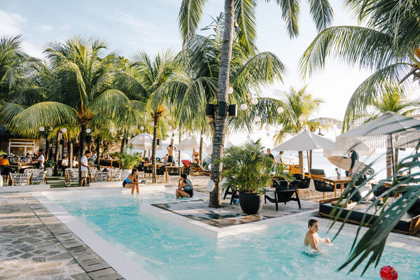 Ohana's Lembongan: Harga Cocktail, Minimum Spend, dan Malam DJ