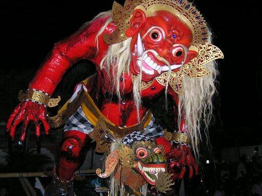 Omed-Omedan, Sesetan (Denpasar)