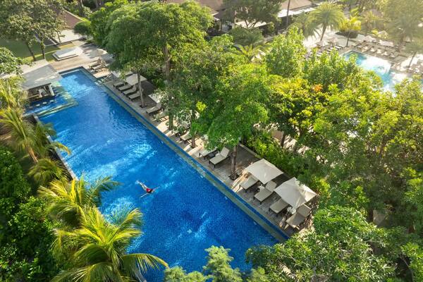 Padma Resort Legian: Panduan Menginap di Ikon Tepi Pantai Legian