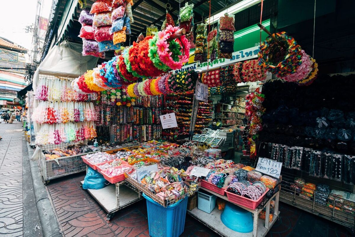 Guía de compras y souvenirs en Bali 2026: mercados, Krisna y regateo