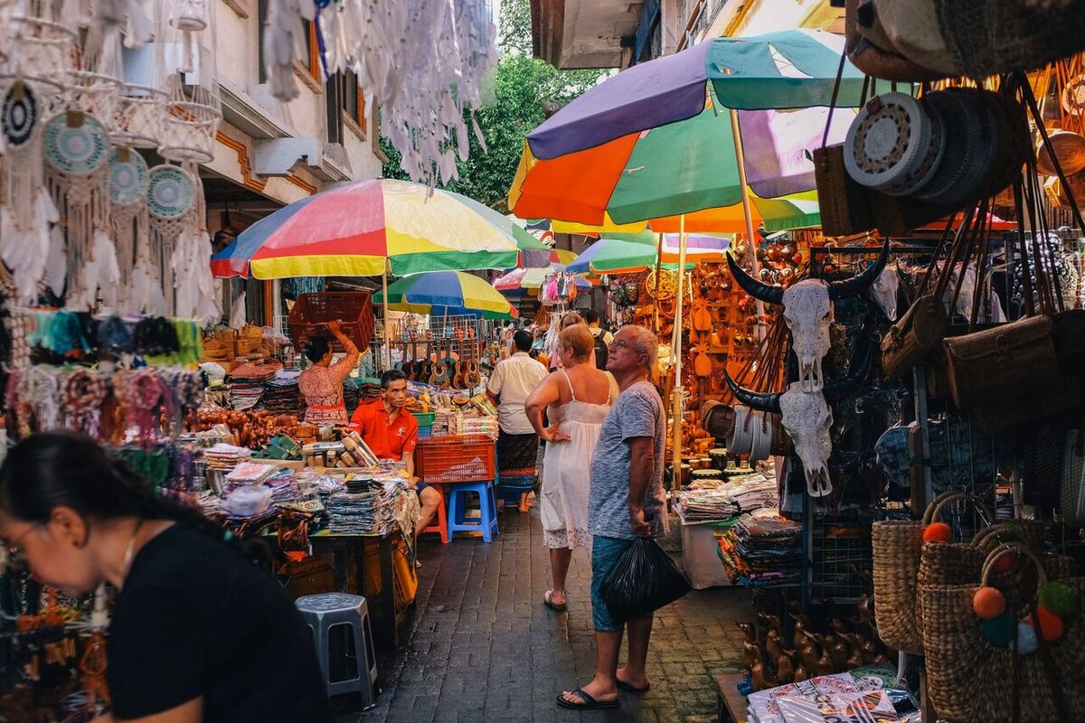 Bali Souvenirs & Handwerk 2026: Märkte, Preise & Feilschen