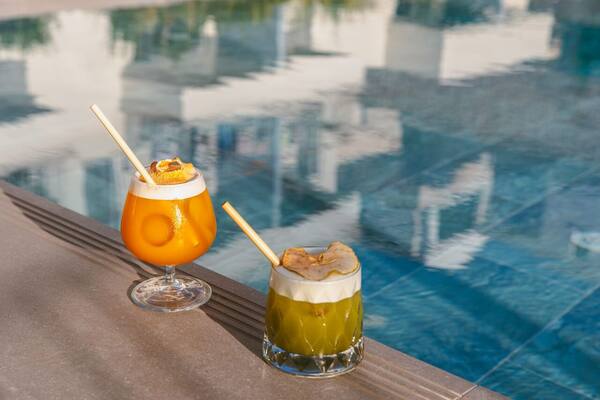 Panduan Day Pass Hotel, Kolam & Beach Club di Bali 2026: Venue Nyata, Kisaran Harga & Cara Hemat
