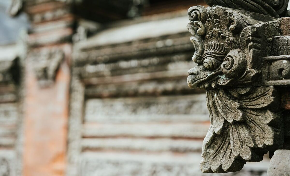 Guía de pueblos tradicionales y turísticos de Bali 2026: Penglipuran, Tenganan, Bayung Gede, Sidemen y cómo alojarse barato