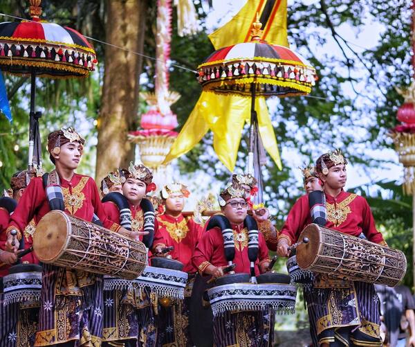Panduan Menonton Tari & Pertunjukan Budaya Bali 2026: Jadwal, Harga Tiket & Etika