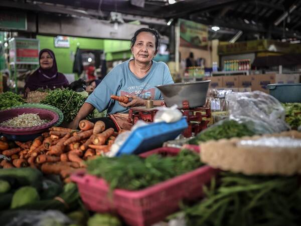 Panduan Street Food & Pasar Malam Bali 2026: Pasar Senggol, Sindhu, Kereneng & Cara Jajan Aman