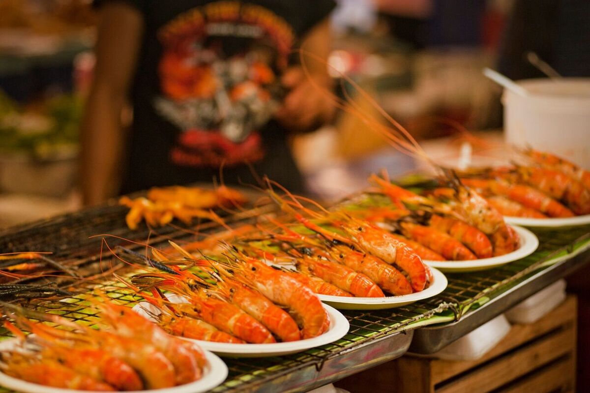 Jimbaran Travel Guide 2026: Grilled Seafood, Calm Beaches, Sunsets & How to Save with Hotel Vouchers