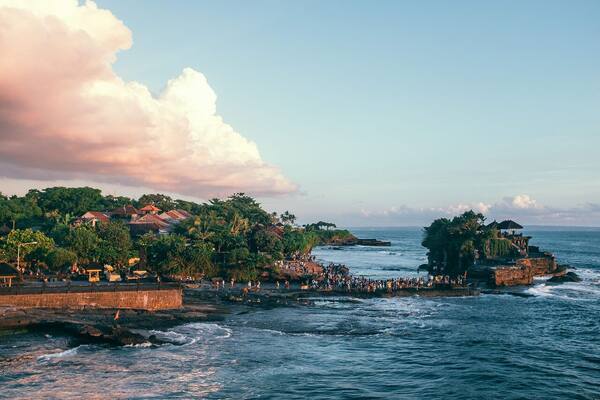 Panduan Wisata Tabanan 2026: Jatiluwih, Tanah Lot, Batukaru & Cara Hemat Voucher Hotel