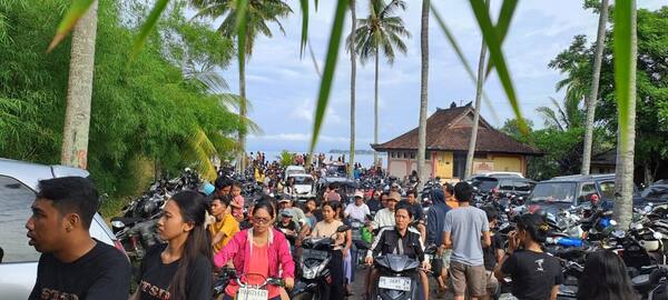 Pantai Baluk Rening, Jembrana: Pantai Pasir Hitam Tenang di Bali Barat