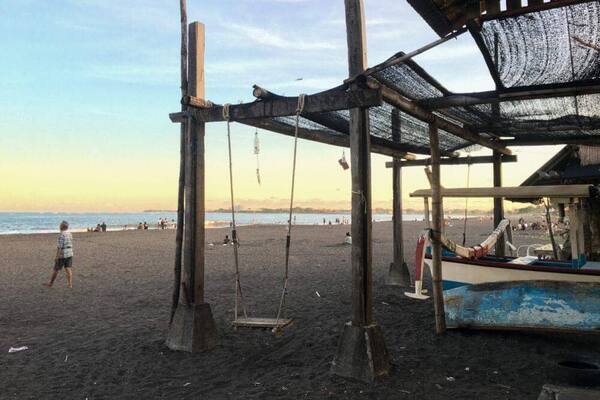 Pantai Biaung Denpasar: Tiket, Parkir, dan Amankah Berenang?