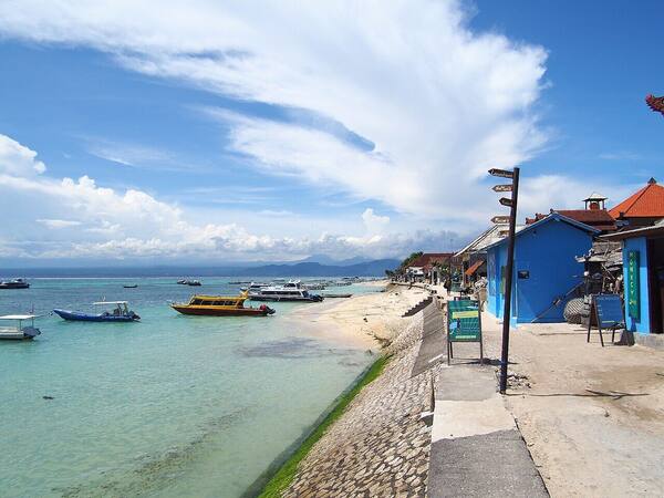 Pantai Jungutbatu Lembongan: Jam Sepi dan Cara ke Sana Tanpa Tur