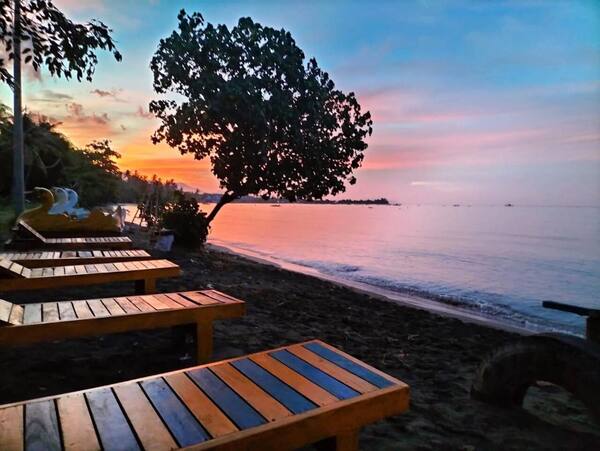 Pantai Karang Rata Gerokgak: Rute, Harga Kano, dan Camping