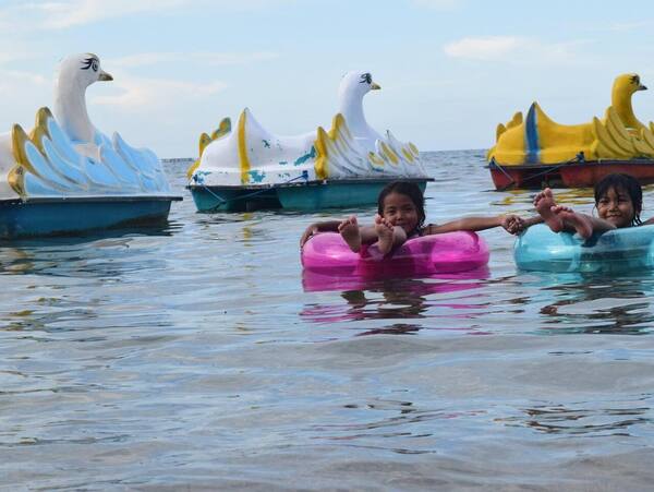 Pantai Karang Rata Gerokgak: Rute, Harga Kano, dan Camping