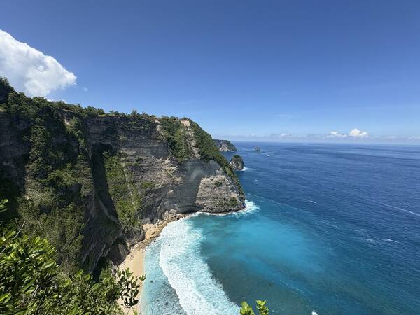 Pantai Kelingking Nusa Penida: Tebing T-Rex & Pasir Putih Tersembunyi