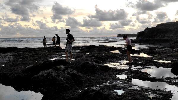Pantai Mengening Cemagi: Rute, Jam Sepi, dan Bolehkah Berenang