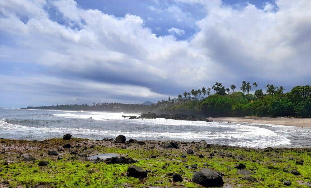 Soan Galuh Beach, Tabanan: 7 Things Before the Batu Bolong Cave