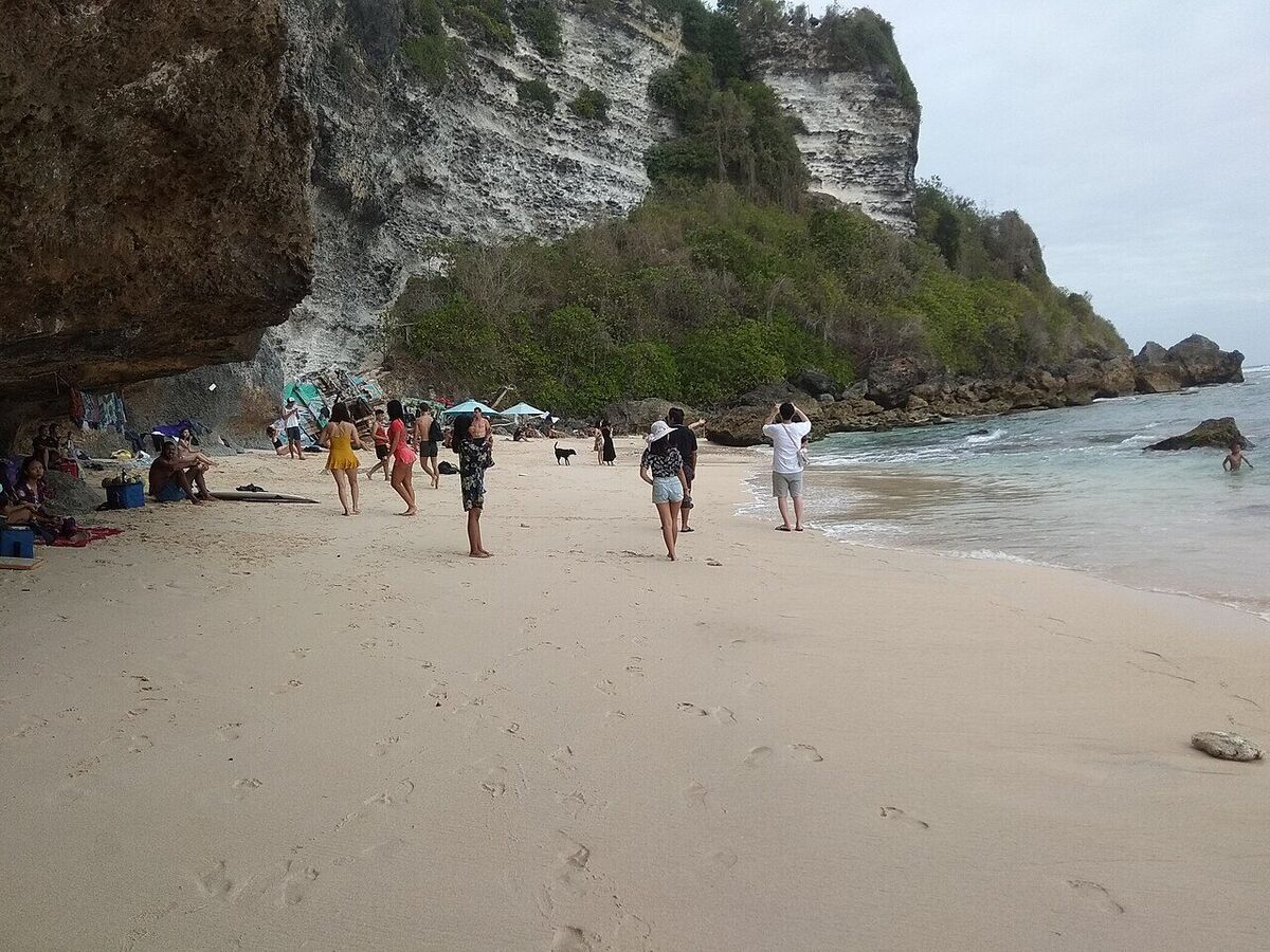 Pantai Suluban (Blue Point) Uluwatu